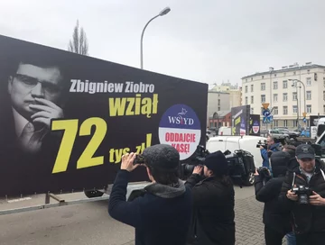 Billboard ze Zbigniewem Ziobro 