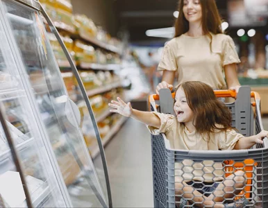 Miniatura: Te lody z Biedronki możesz jeść nawet na...
