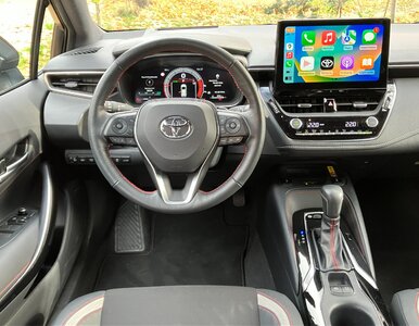Miniatura: Toyota zaorała konkurencję. Rozchodzi się...