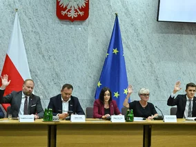 Miniatura: Komisja ds. Pegasusa przyjęła raport...