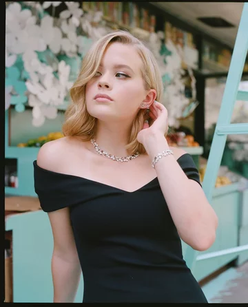 Ava Phillippe 