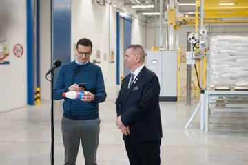 Premier Mateusz Morawiecki w zakładzie Mlekovity 