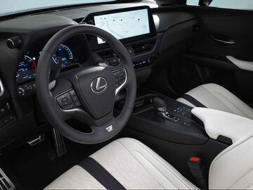 Lexus UX 300h