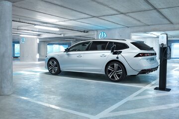 Peugeot 508 i&nbsp;508 SW Hybrid