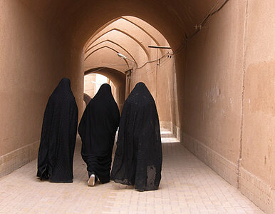 Miniatura: Irański minister wzywa do segregacji płciowej