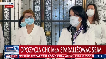 Pasek TVP Info opisujący dzisiejsze wydarzenia w Sejmie 