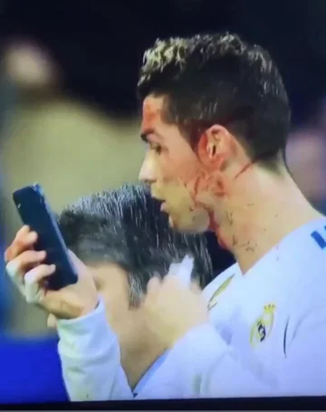 Cristiano Ronaldo w meczu z Deportivo La Coruna 