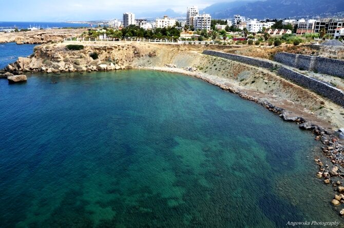 Widok z zamku na zatokę, Kyrenia (fot. Sara Angowska)