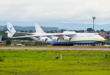 AN-225 