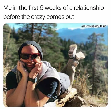 Mężczyźni parodiujący kobiety 