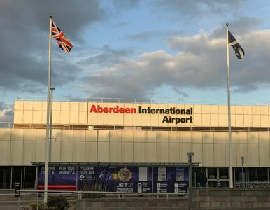 Miniatura: Europejskie lotnisko kontroluje turystów...