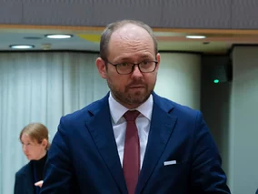 Miniatura: Przydacz o wspieraniu USA: Polska nie...