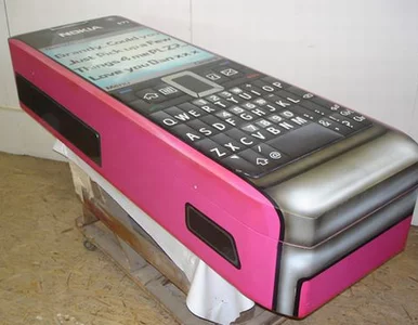 Miniatura: Wieczny odpoczynek w... telefonie? A może...