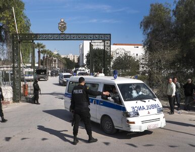 Miniatura: Tunezyjscy oficerowie odwołani po...
