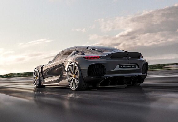 Miniatura: Koenigsegg Gemera