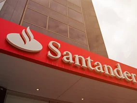 Miniatura: Fitch ostrzega Santander Bank Polska....