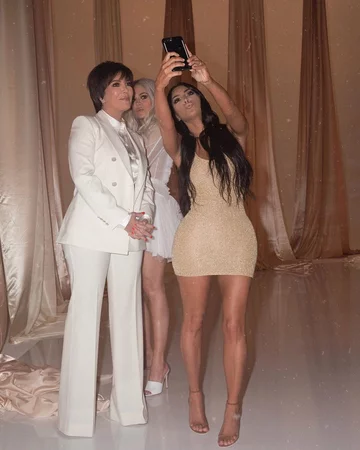 Kim Kardashian z rodziną 