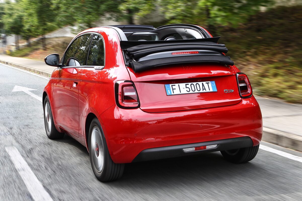 Fiat 500 (RED) 