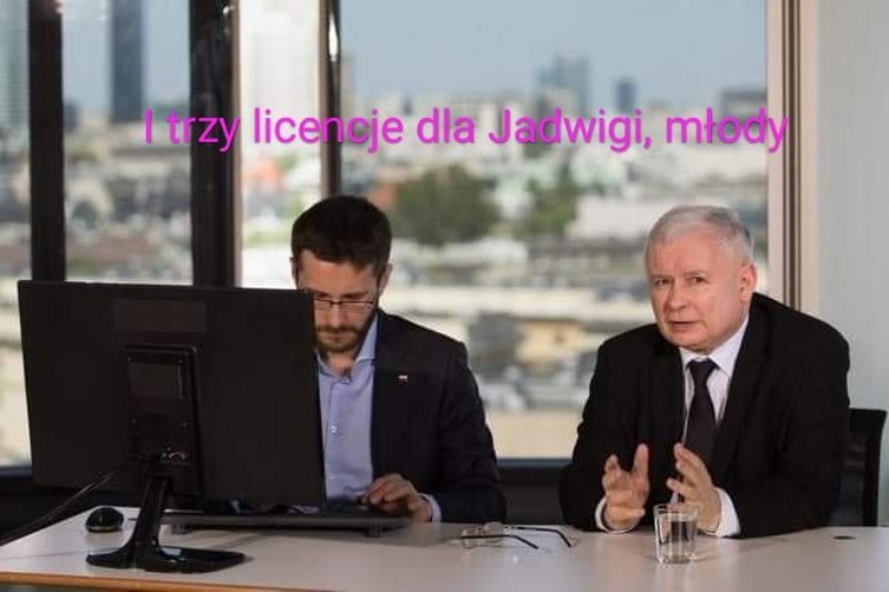 Memy o Jadwidze Emilewicz i jej górskim urlopie 