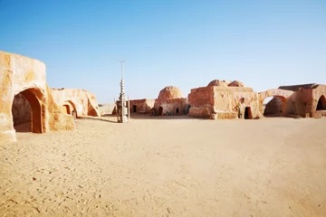 Tunezja. Wioska imitująca krajobraz na Tatooine, opuszczona po nakręceniu „Gwiezdnych Wojen” 