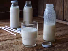 Miniatura: Kefir czy maślanka? Dietetycy wskazali...