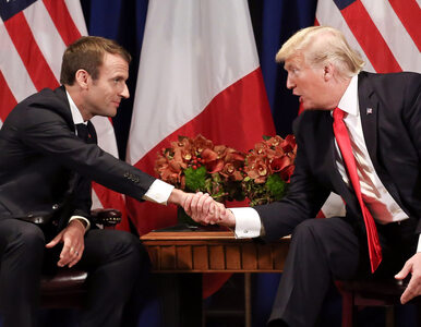 Miniatura: Trump i Macron znowu to zrobili. Na dłoni...