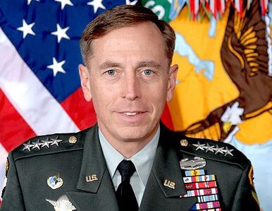Miniatura: Gen. Petraeus: chcę zredukować śmierci...