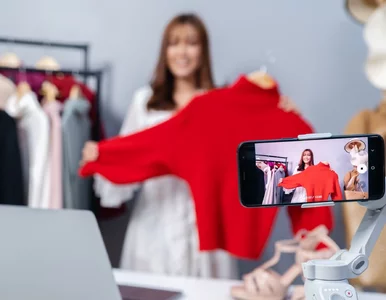 Miniatura: Zalewają nas ubrania, których nigdy nie...