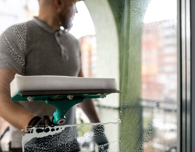 Miniatura: Myjesz okna, ale wciąż masz smugi? Ten...