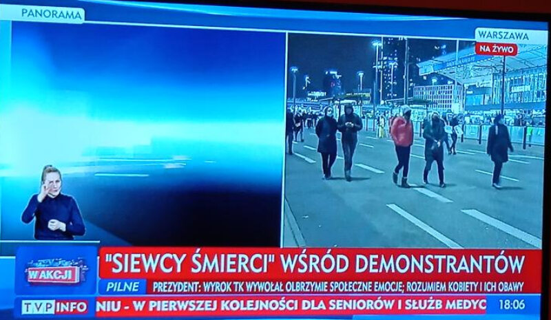 Strajk Kobiet w Warszawie w relacji TVP 