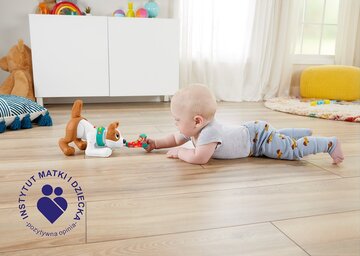 Edukacyjny piesek &bdquo;RACZKUJ ZA MNĄ&rdquo; od&nbsp;Fisher-Price&reg;