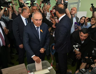Miniatura: Armenia wybiera między Rosją a Europą. Są...
