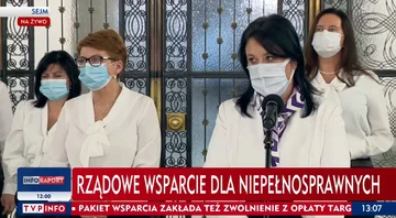 Pasek TVP Info opisujący dzisiejsze wydarzenia w Sejmie 