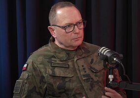 Miniatura: „Jesteśmy między pokojem a wojną”....