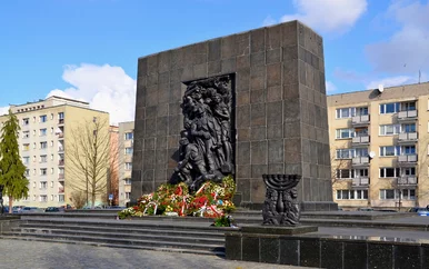 Miniatura: Utrudnienia w Warszawie. 83. rocznica...
