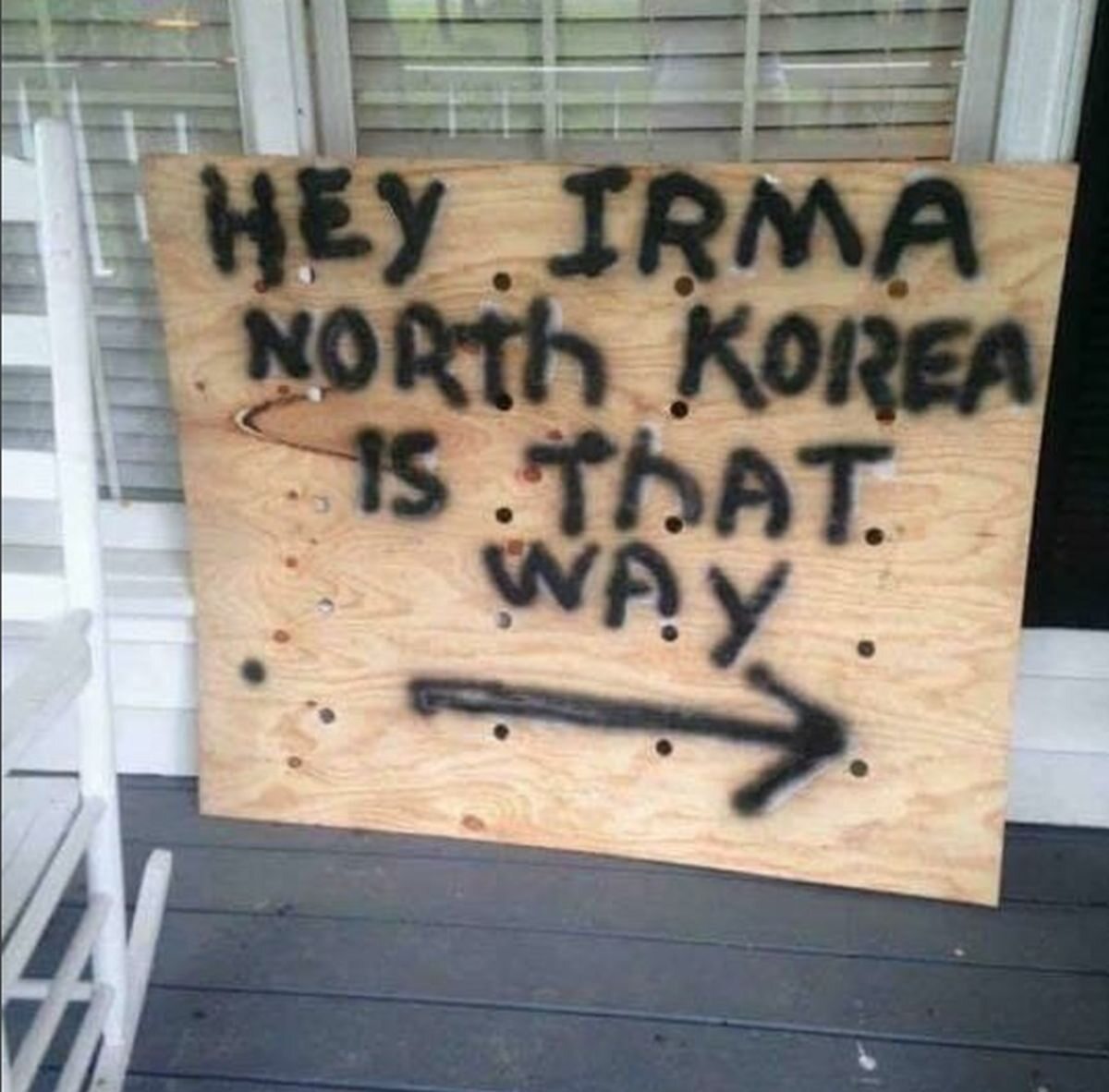 "Irma! Do Korei Płn. tamtędy" 