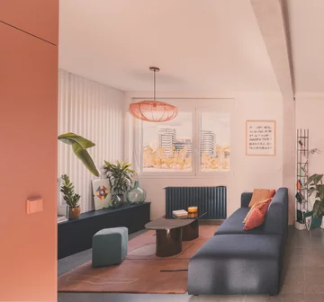 Metamorfoza mieszkania w bloku z lat 60. autorstwa OOIIO Architecture 