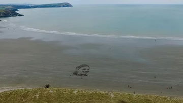 Wzór na plaży, który stworzył Marc Treanor 