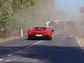 Lamborghini zepchnęło z&nbsp;drogi Ferrari, dwie osoby nie&nbsp;żyją....