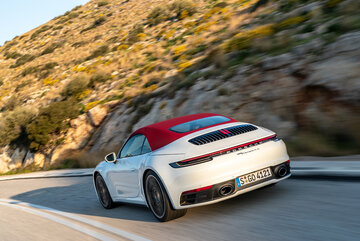 Porsche 911 Carrera Cabriolet