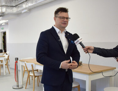 Miniatura: Starosta nie skończył szkoły średniej i...