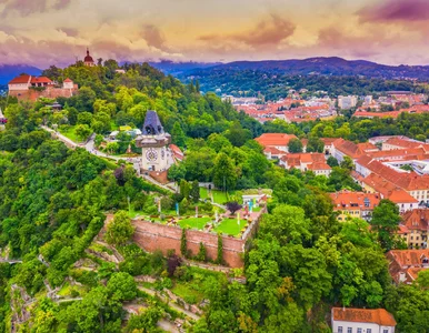 Miniatura: Nieoczywiste miasto na city break....