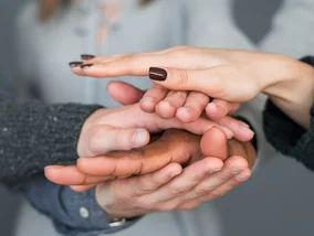 Miniatura: Nie mów „będzie dobrze”. W żałobie...