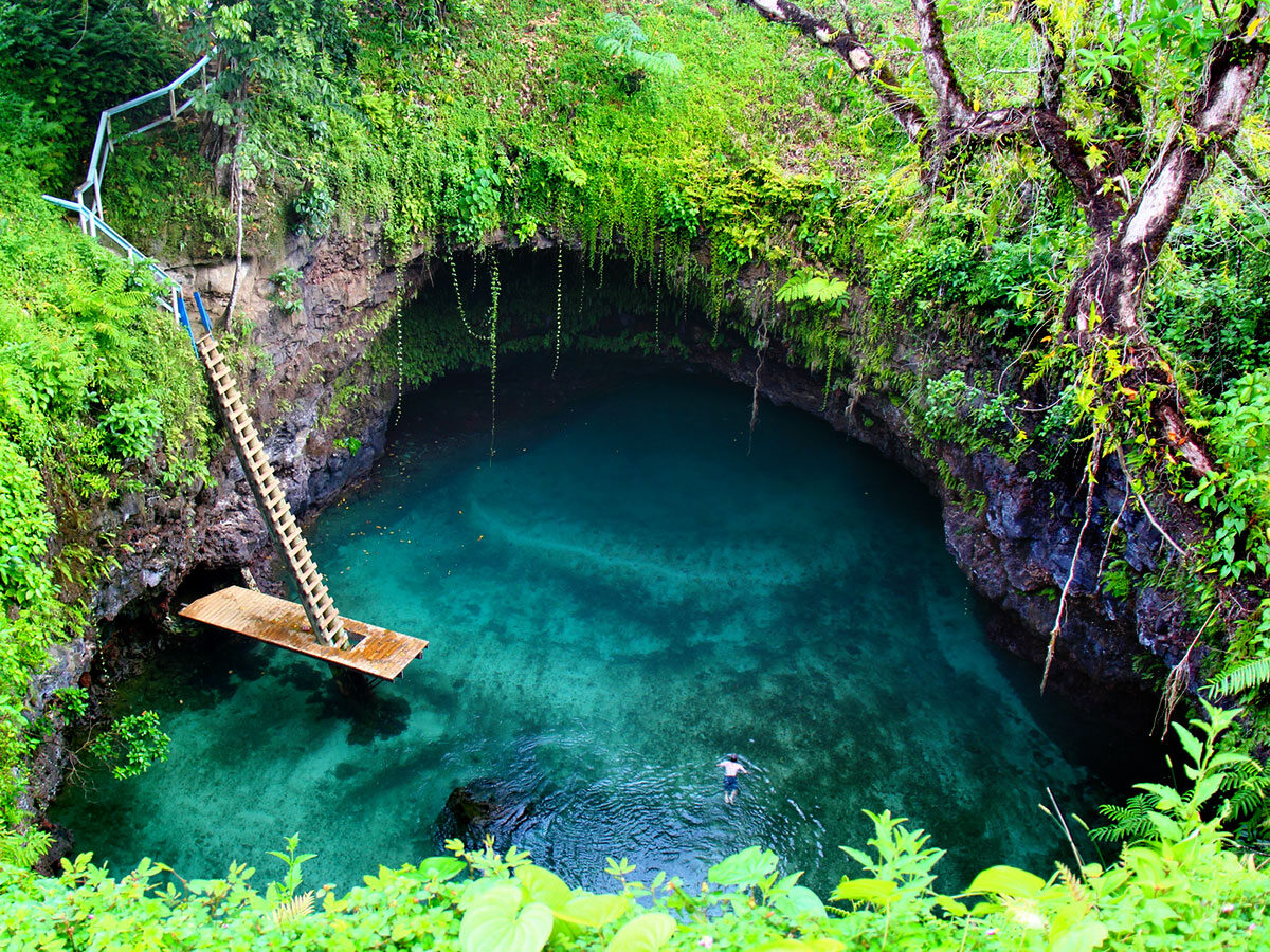 Tosua, czyli "Olbrzymi Basen w Dziurze", Samoa