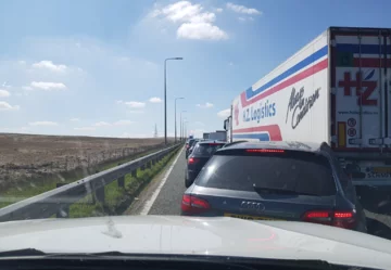 Kierowcy musieli uzbroić się w cierpliwość 