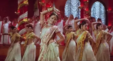 Filmowa wersja noweli Devdas została wyreżyserowana przez Jackiego Chana.