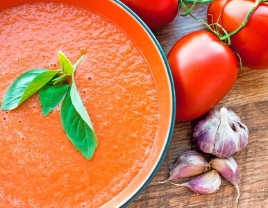 Pomidorowa na odporność? Wypróbuj przepis na zupę podwójnie czosnkową