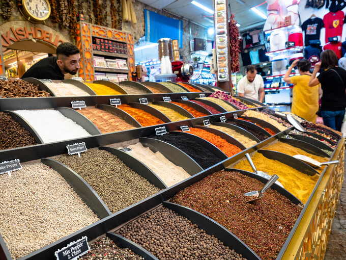 Przyprawy na tureckim bazarze