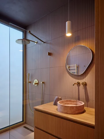 Mały dom w starym sadzie, projekt Jan Žaloudek 