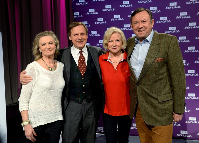 Halina Rowicka, Tomasz Borkowy, Bożena Dykiel i Zbigniew Buczkowski na konferencji z okazji 35-lecia serialu TVP pt. „Dom”